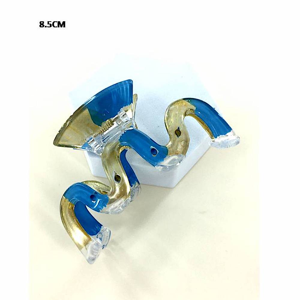 GYH12706 - Two Tone Wave Claw Clip