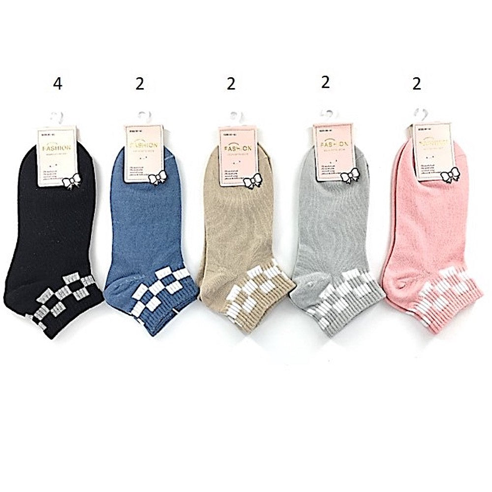 SX050 - Women's Checkerboard Socks