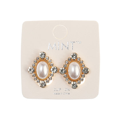 JAE40417C - Clip On Vintage Pearl Earring