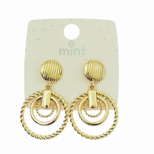 Circle Twist Earring