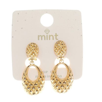 JAE46755C - Clip On Quilted Oval Earring