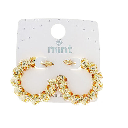 JAE47639 - Metal Twist Hoops