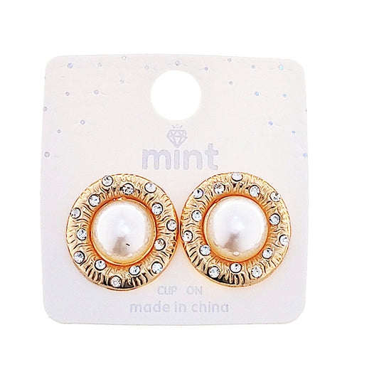 JAE48120C - Clip On Pearl Earring