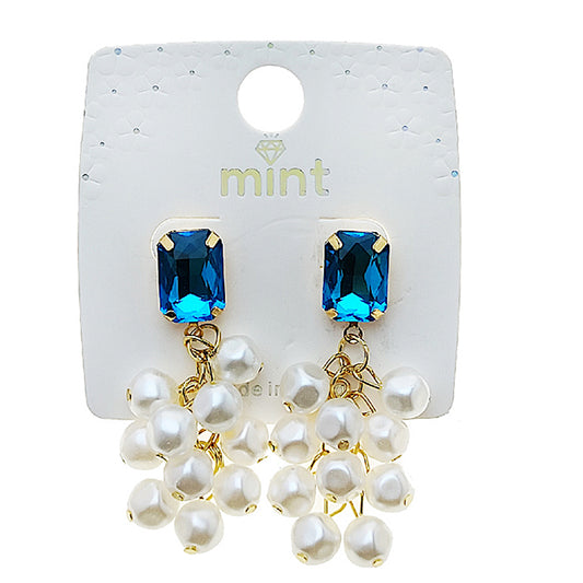 Pearl Cluster Earring