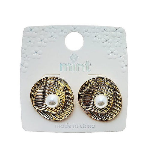 Groove Pearl Post Earring