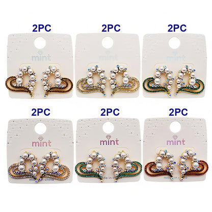 Pearl Cluster Heart Earring