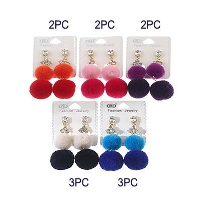 JAE26556 - Pom Pom Earring