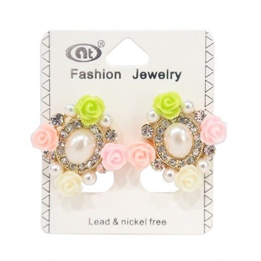 JAE27754 - Vintage Pearl & Flower Post Earring