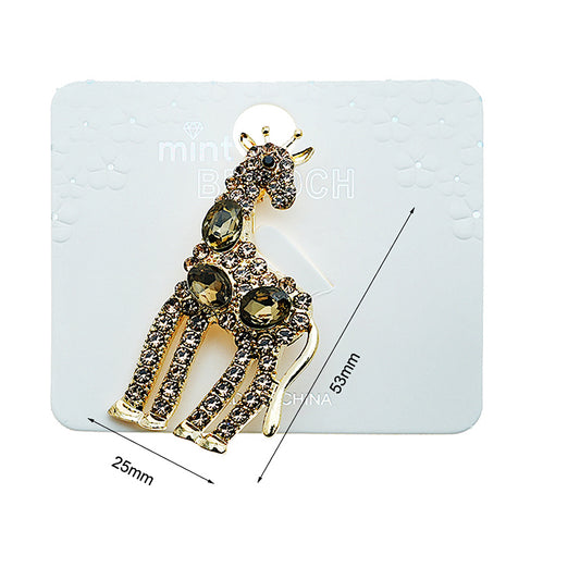 Rhinestone Giraffe Brooch