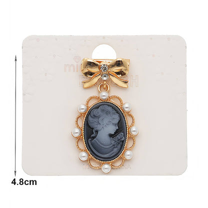 Vintage Victorian Lady Cameo Brooch Pin