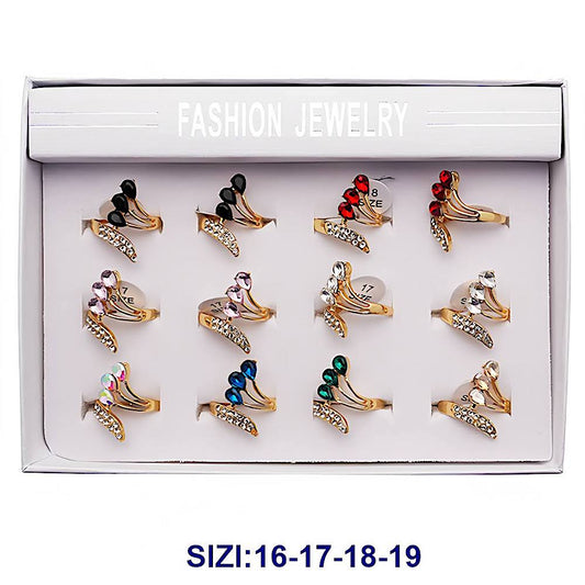 Crystal Cluster Twist Ring