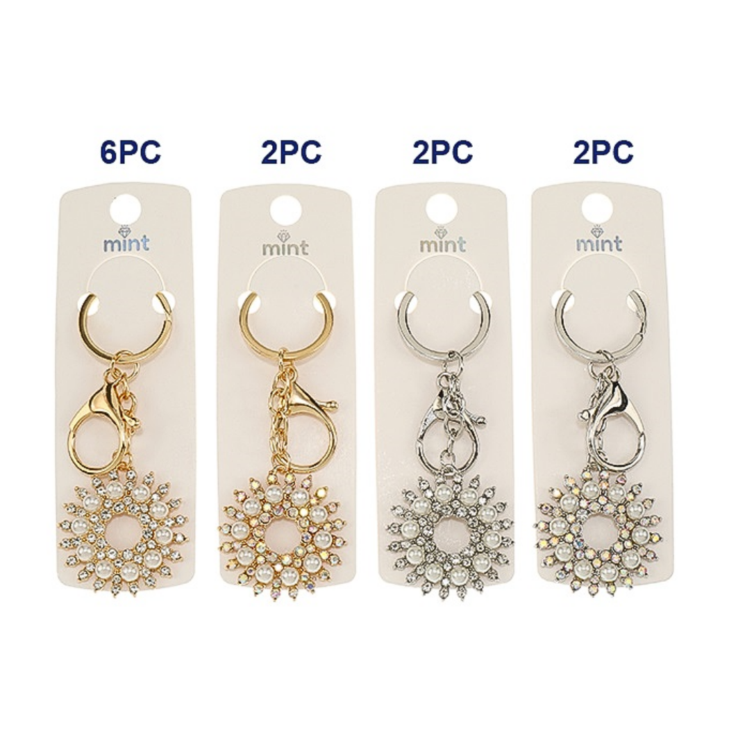 JK48035 - Bedazzled Pearl Wreath Keychain