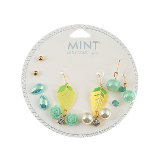 JAE30750 - 7 Pair Assorted Earrings